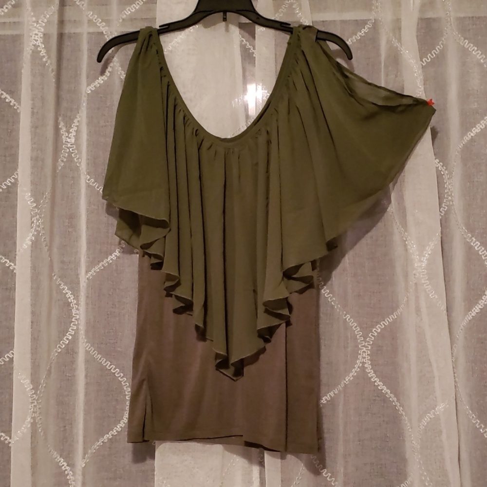 Venus Cold shoulder Flutter top.